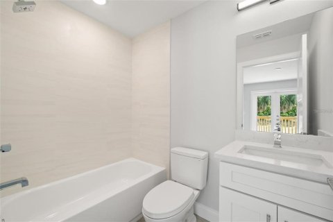 Adosado en alquiler en Tampa, Florida, 3 dormitorios, 198.53 m2 № 1808300 - foto 12