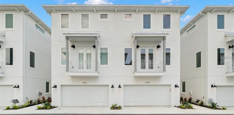 Adosado en Tampa, Florida 3 dormitorios, 198.53 m2 № 1808300