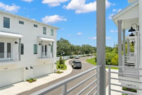Adosado en alquiler en Tampa, Florida, 3 dormitorios, 198.53 m2 № 1808300 - foto 23