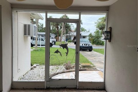 Casa en venta en Saint Pete Beach, Florida, 3 dormitorios, 107.77 m2 № 1908056 - foto 12