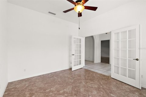 Casa en venta en Palm Coast, Florida, 3 dormitorios, 165.27 m2 № 2150187 - foto 13