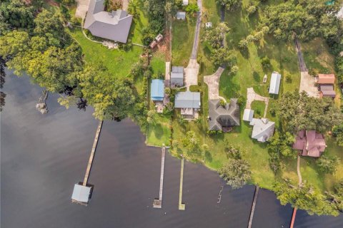 House in East Palatka, Florida 3 bedrooms, 148.27 sq.m. № 1898578 - photo 8