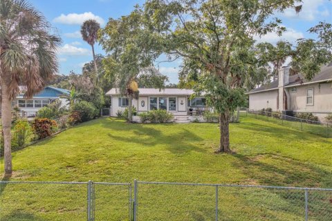 House in East Palatka, Florida 3 bedrooms, 148.27 sq.m. № 1898578 - photo 10