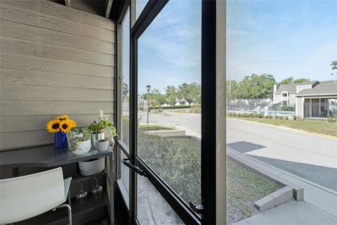 Condo in Altamonte Springs, Florida, 2 bedrooms  № 2106850 - photo 23