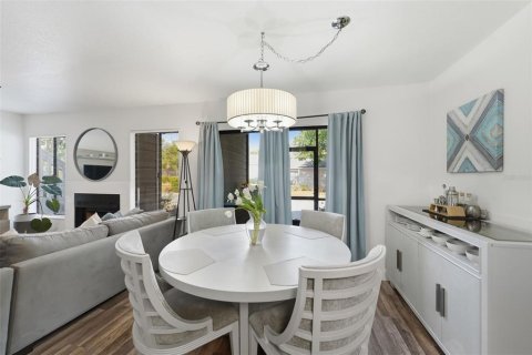 Condo in Altamonte Springs, Florida, 2 bedrooms  № 2106850 - photo 7