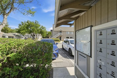 Condo in Altamonte Springs, Florida, 2 bedrooms  № 2106850 - photo 24