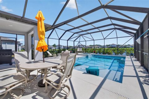 Villa ou maison à vendre à Daytona Beach, Floride: 4 chambres, 230.4 m2 № 2391111 - photo 12