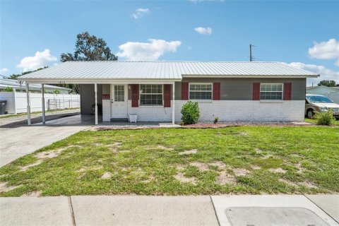 Commercial property in Brandon, Florida 95.13 sq.m. № 2374058 - photo 3