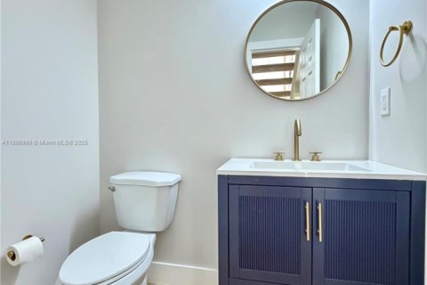 Adosado en alquiler en Miami, Florida, 3 dormitorios, 158.77 m2 № 1933680 - foto 4