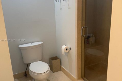 Condominio en alquiler en Aventura, Florida, 2 dormitorios, 116.78 m2 № 2040149 - foto 18