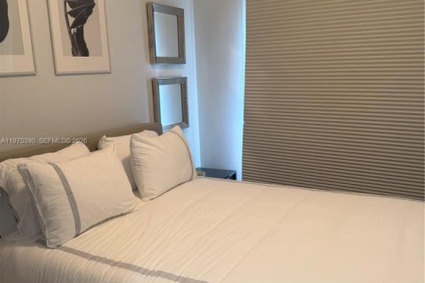 Condominio en alquiler en Aventura, Florida, 2 dormitorios, 116.78 m2 № 2040149 - foto 17