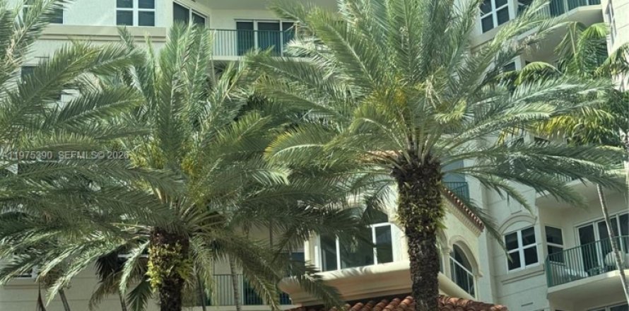 Condominio en Aventura, Florida, 2 dormitorios  № 2040149