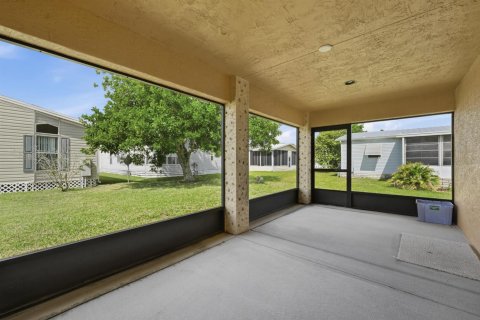 Villa ou maison à vendre à St. Lucie, Floride: 2 chambres, 134.8 m2 № 2254331 - photo 23