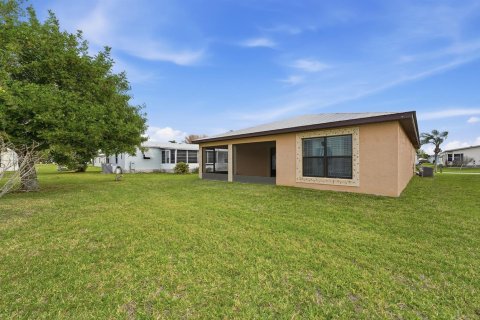 Villa ou maison à vendre à St. Lucie, Floride: 2 chambres, 134.8 m2 № 2254331 - photo 26