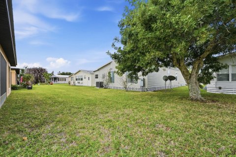 Villa ou maison à vendre à St. Lucie, Floride: 2 chambres, 134.8 m2 № 2254331 - photo 25