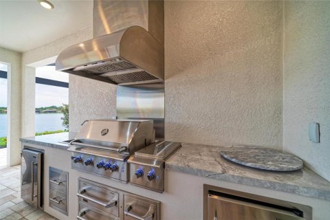 House in Nokomis, Florida 3 bedrooms, 304.07 sq.m. № 2203322 - photo 5