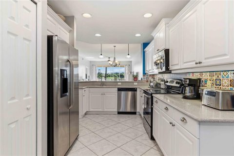 Copropriété à louer à Bradenton, Floride: 2 chambres, 138.98 m2 № 2430697 - photo 12