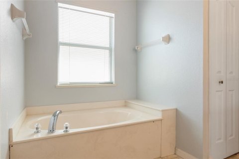 Casa en venta en North Port, Florida, 3 dormitorios, 160.26 m2 № 1761431 - foto 17
