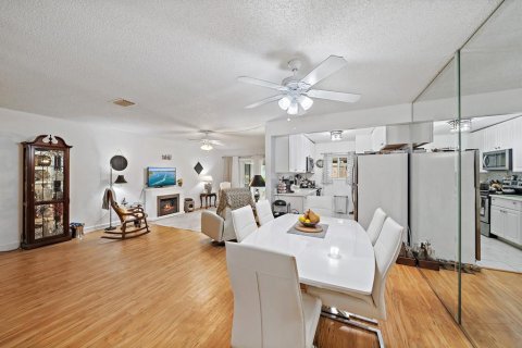Condominio en venta en Sarasota, Florida, 2 dormitorios, 112.04 m2 № 1880743 - foto 12