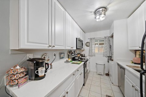 Condominio en venta en Sarasota, Florida, 2 dormitorios, 112.04 m2 № 1880743 - foto 17