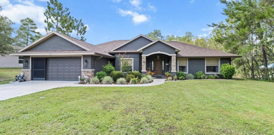 House in Hernando, Florida 3 bedrooms, 167.87 sq.m. № 1784721