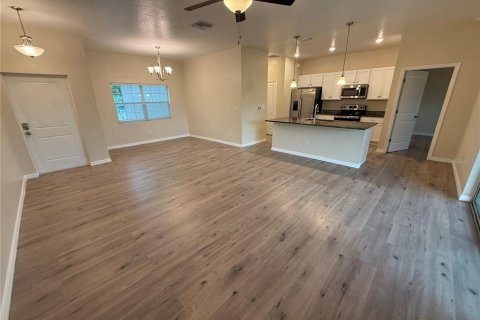 Casa en alquiler en North Port, Florida, 3 dormitorios, 144.65 m2 № 1918561 - foto 3