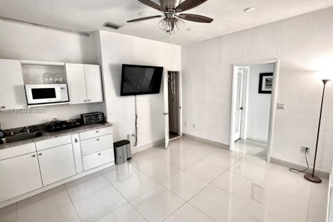 Casa en Miami, Florida 1 dormitorio, 55.74 m2 № 2006419