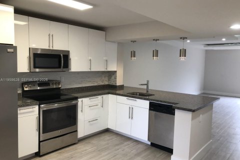 Condominio en Weston, Florida, 3 dormitorios  № 2031640