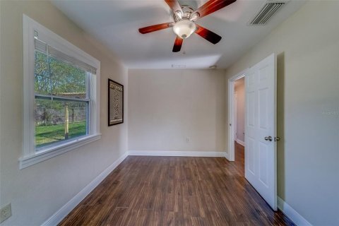 House in Dunedin, Florida 3 bedrooms, 127.28 sq.m. № 1717761 - photo 29