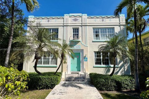 Condominio en alquiler en Miami Beach, Florida, 2 dormitorios, 65.03 m2 № 2031038 - foto 2