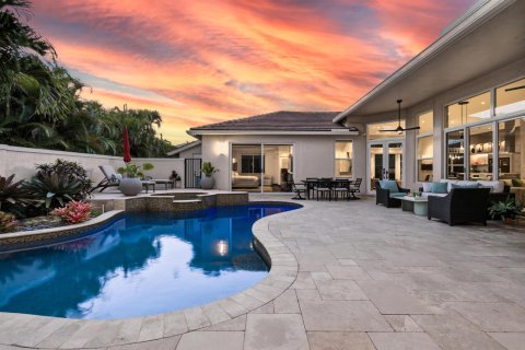House in Weston, Florida 6 bedrooms, 341.32 sq.m. № 2088140 - photo 3