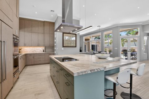 House in Weston, Florida 6 bedrooms, 341.32 sq.m. № 2088140 - photo 6