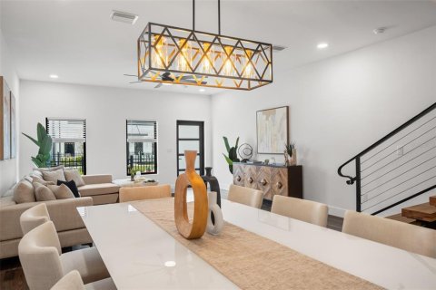 Townhouse in Pinellas Park, Florida 2 bedrooms, 219.71 sq.m. № 2312310 - photo 8