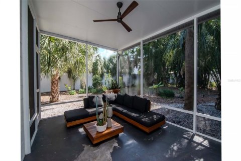 Villa ou maison à vendre à Tampa, Floride: 3 chambres, 111.76 m2 № 2142282 - photo 24