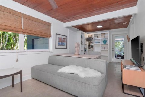 Villa ou maison à vendre à Tampa, Floride: 3 chambres, 111.76 m2 № 2142282 - photo 10