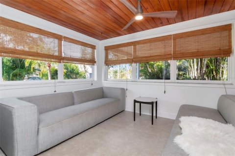 Villa ou maison à vendre à Tampa, Floride: 3 chambres, 111.76 m2 № 2142282 - photo 9