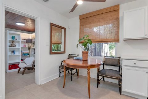 Villa ou maison à vendre à Tampa, Floride: 3 chambres, 111.76 m2 № 2142282 - photo 14