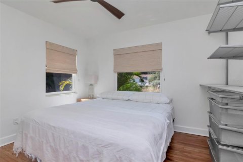 Villa ou maison à vendre à Tampa, Floride: 3 chambres, 111.76 m2 № 2142282 - photo 21