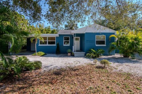 Villa ou maison à Tampa, Floride 3 chambres, 111.76 m2 № 2142282