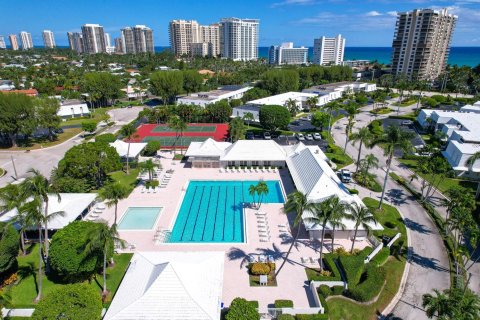 Condo in Riviera Beach, Florida, 2 bedrooms  № 2081954 - photo 27