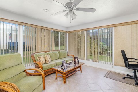 Villa ou maison à vendre à Sarasota, Floride: 3 chambres, 171.03 m2 № 2133023 - photo 10