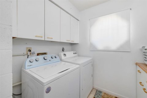 Villa ou maison à vendre à Sarasota, Floride: 3 chambres, 171.03 m2 № 2133023 - photo 29