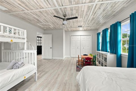 Casa en venta en Seminole, Florida, 4 dormitorios, 212 m2 № 2418915 - foto 25
