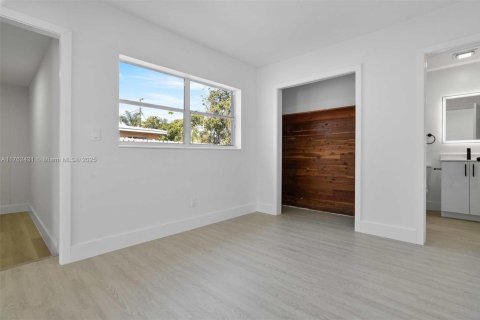 House in Fort Lauderdale, Florida 3 bedrooms, 117.99 sq.m. № 1712943 - photo 20