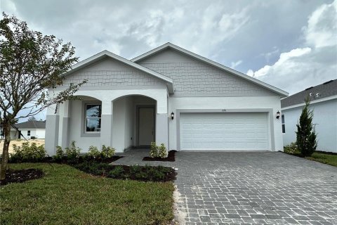 Casa en DeLand, Florida 4 dormitorios, 173.45 m2 № 2123155
