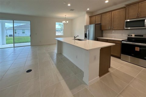 Villa ou maison à vendre à DeLand, Floride: 4 chambres, 173.45 m2 № 2123155 - photo 4