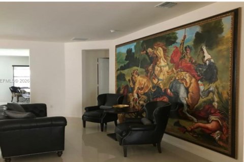 Снять в аренду виллу или дом в Майами, Флорида 4 спальни, 205.59м2, № 2005867 - фото 3