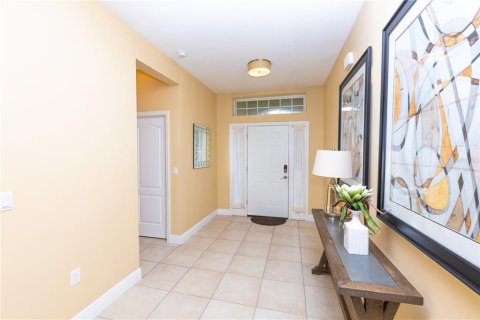 House in Kissimmee, Florida 5 bedrooms, 195.93 sq.m. № 2214145 - photo 7