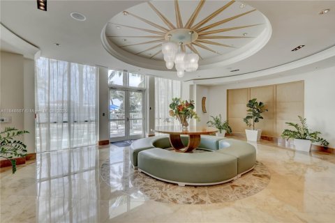 Condo in Pompano Beach, Florida, 2 bedrooms  № 1858623 - photo 21