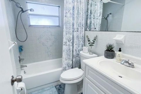 Villa ou maison à vendre à Port Richey, Floride: 3 chambres, 111.85 m2 № 2210166 - photo 10